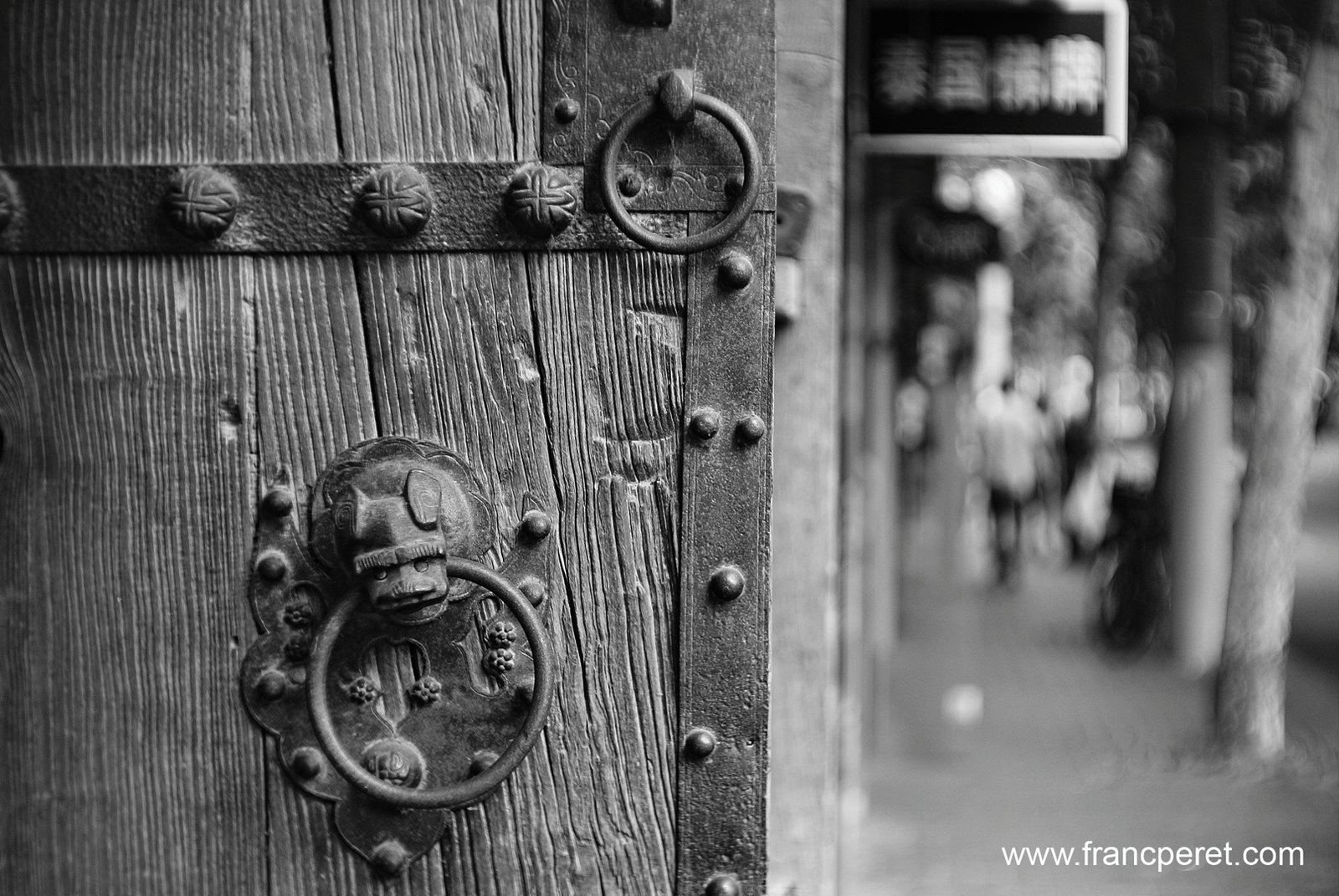Architecture is another great topic for street photography in Shanghai