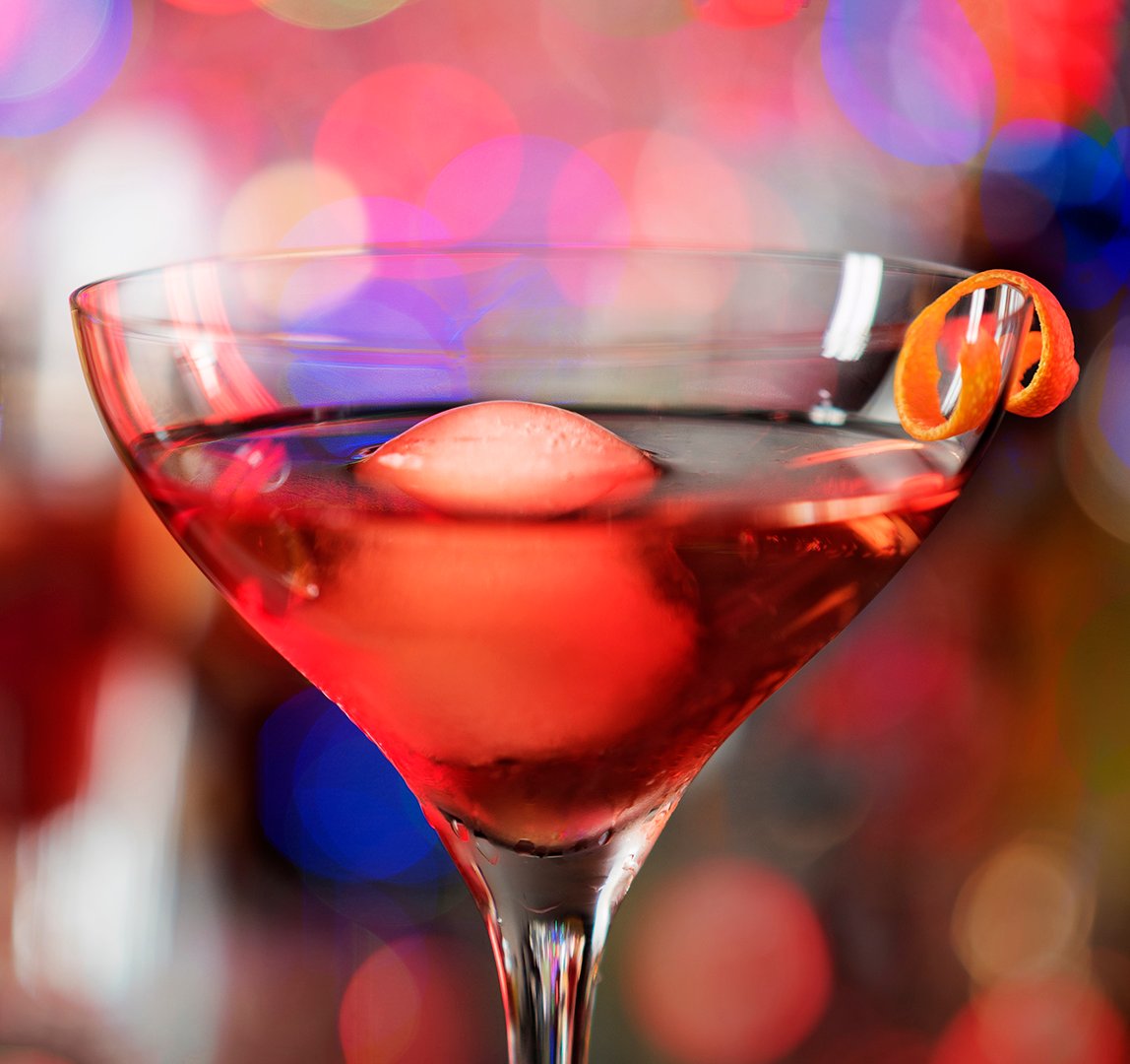Red cocktail. Panasonic GH4 and Lumix 42.5mm f1.2 @ f1.2